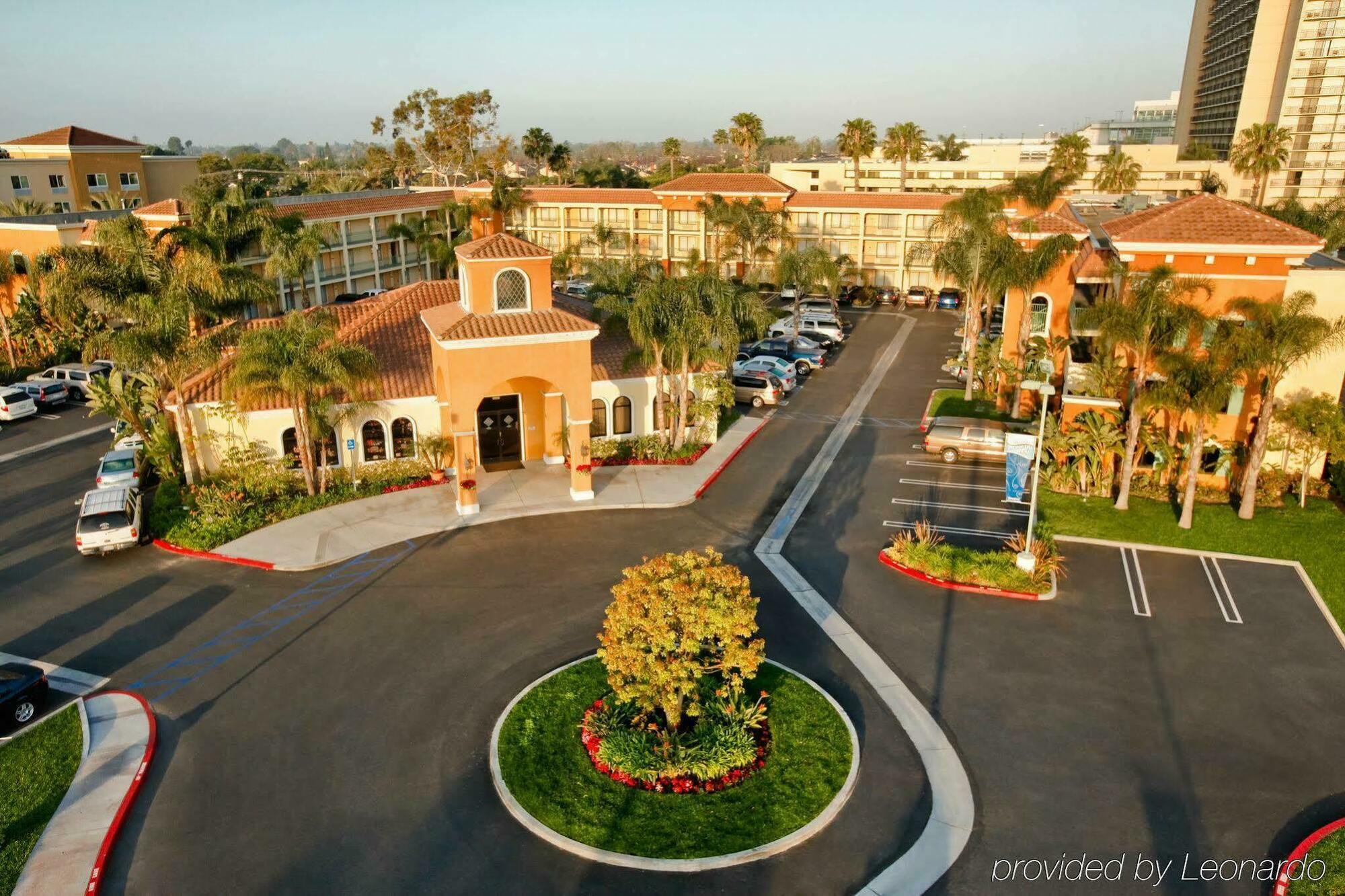 Cortona Inn And Suites Anaheim Resort Extérieur photo